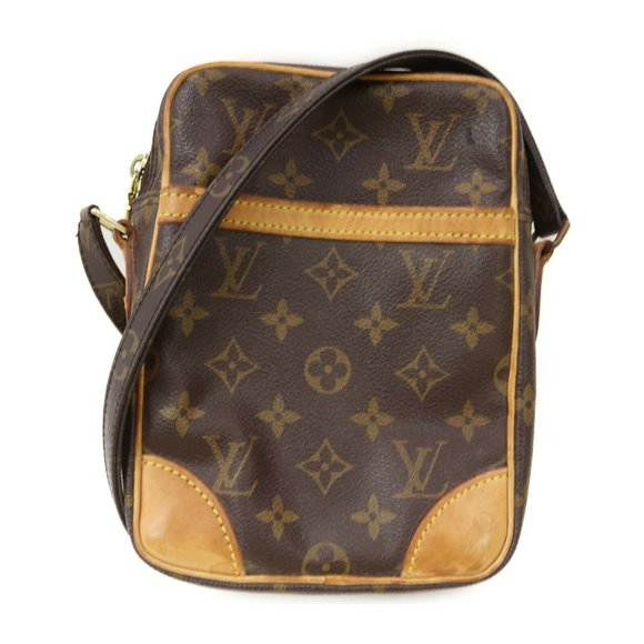Louis Vuitton Danube Handbag Monogram Canvas - Picture 3 of 10